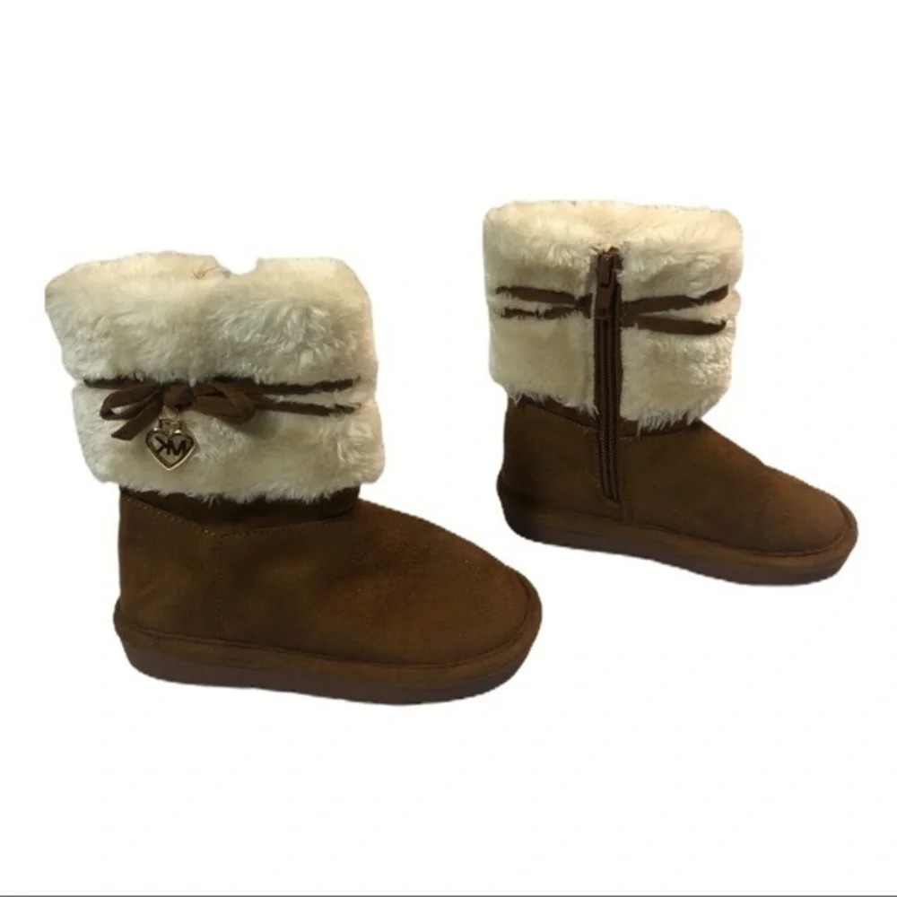 Michael Kors  Toddler Apple Pie boots Size…